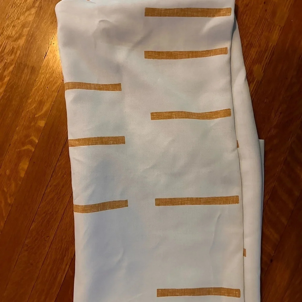 OCHRE LINE Curtain; 50